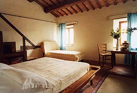 spacious bedrooms, Holiday Villa Marche