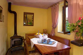 Agriturismo Marche con Casa con piscina