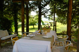 Appartement met zwembad, Marche Italie