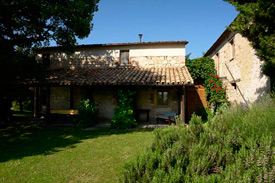 Artisti, 1ste verdieping Appartement met zwembad, Marche Italie