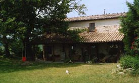 Artisti, 1ste verdieping Appartement met zwembad, Marche Italie