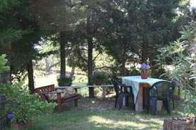 Prive plek tuin van het vakantiehuis Marche
