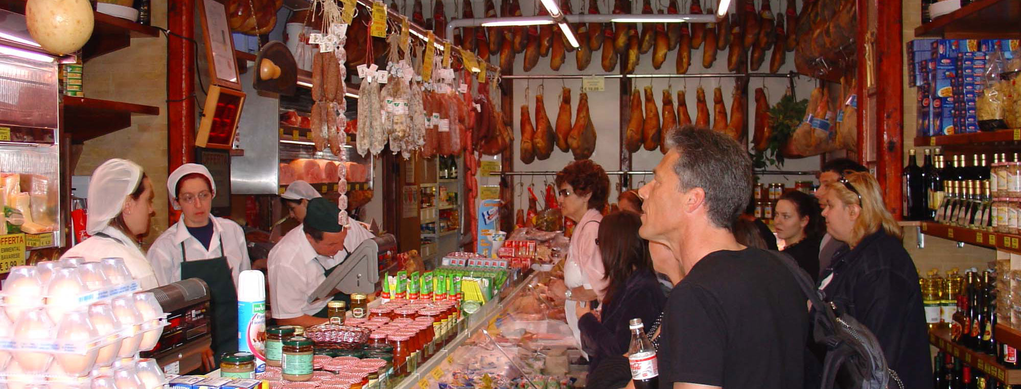 Cooking classes with visit to local markets in Marche Italy