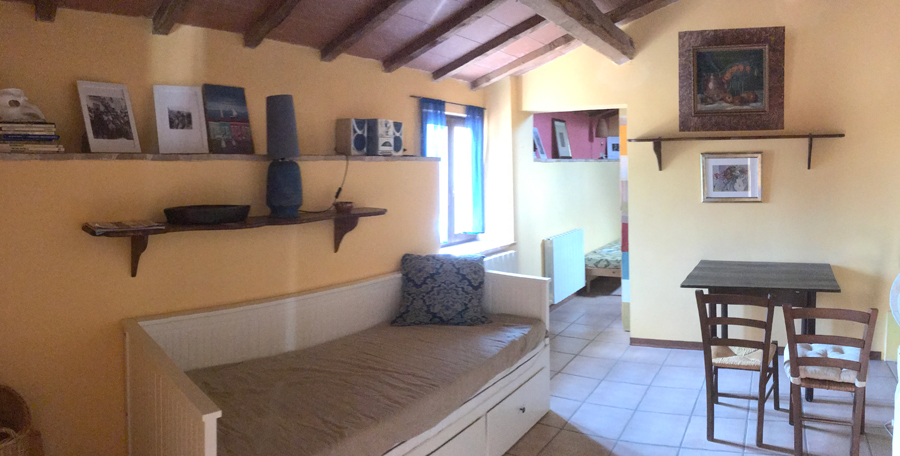Artisti Self Catering Apartments for two persons with pool, Marche Italy- first floor